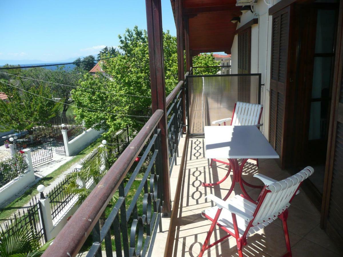 Kallilkratia Holiday Flat 2 Nea Kallikrateia Экстерьер фото