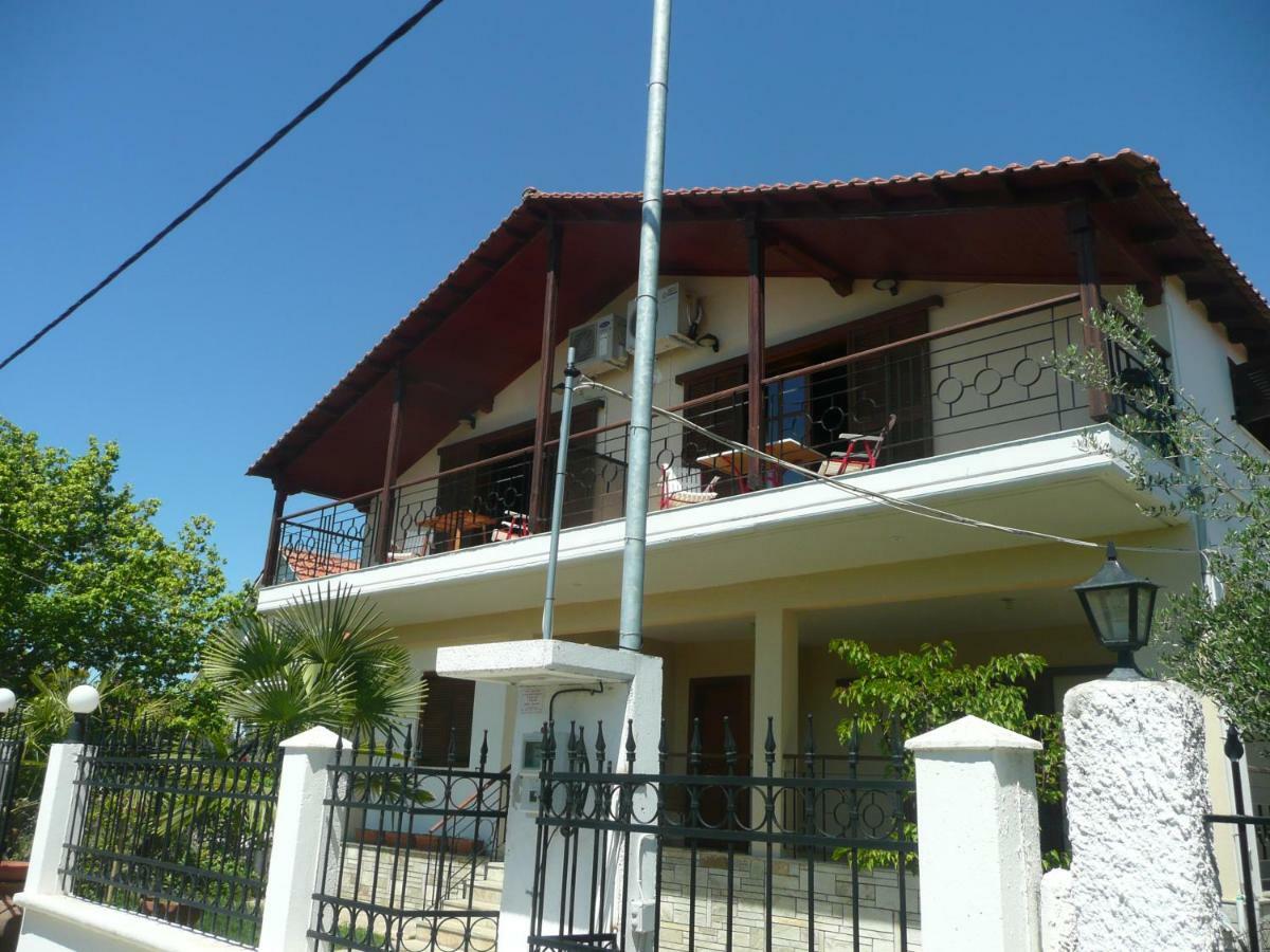 Kallilkratia Holiday Flat 2 Nea Kallikrateia Экстерьер фото